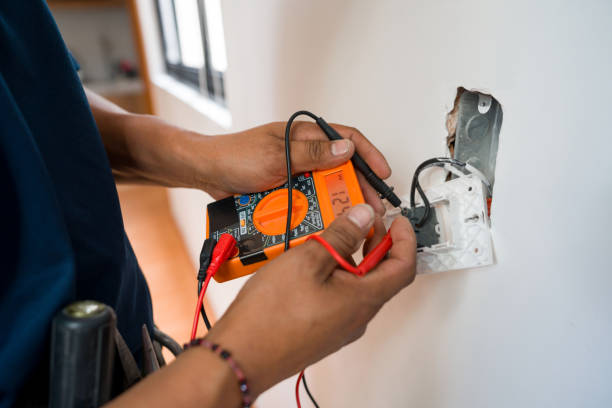 Best Licensed Electrician  in Sweetser, IN